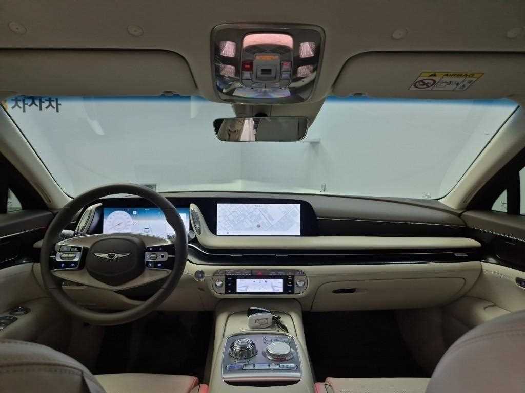 Genesis G90 - Vista 7