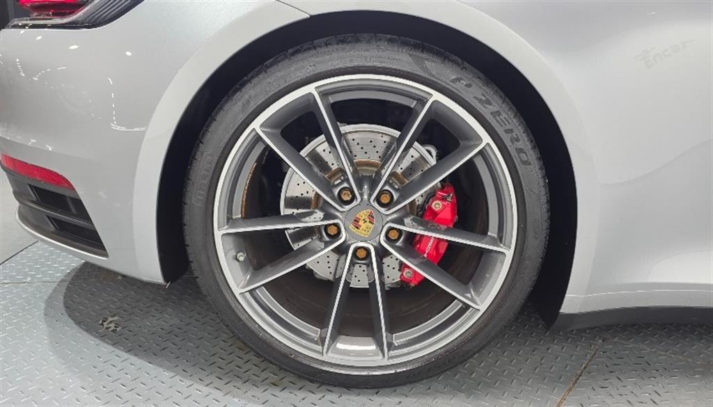 Porsche 911 - Vista 6