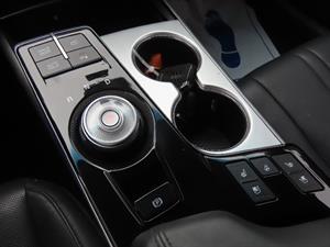KIA K8 - Vista 12