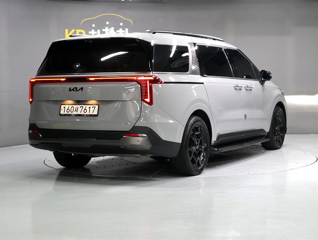 KIA Carnival - Vista 3