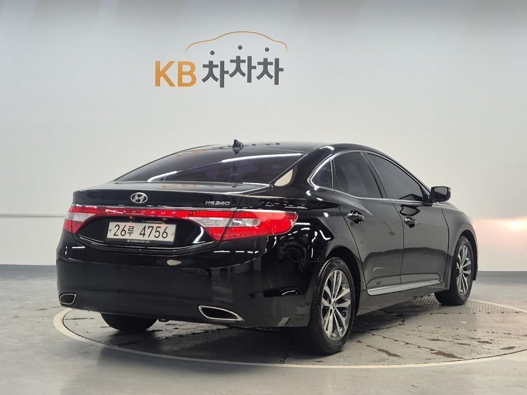 HYUNDAI Grandeur - Vista 3