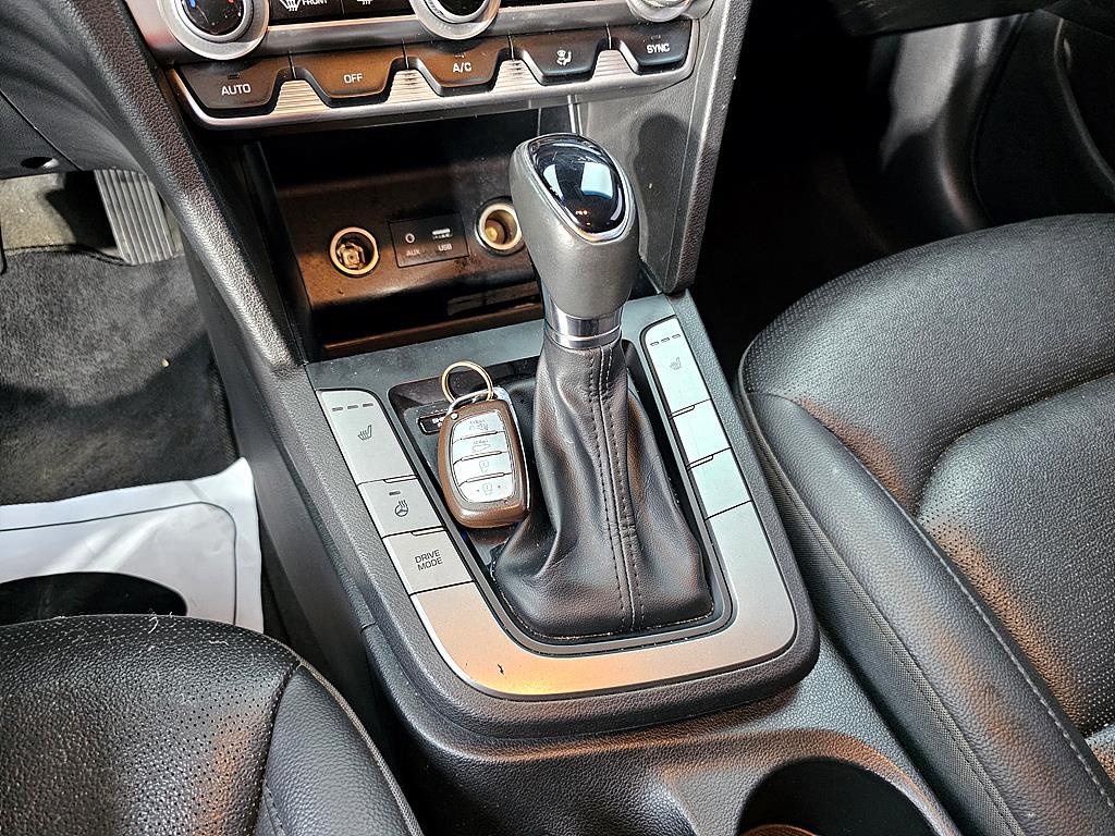 HYUNDAI Avante 2019 Blanco - Importación desde Corea - HF Imports Iquique - Foto 13