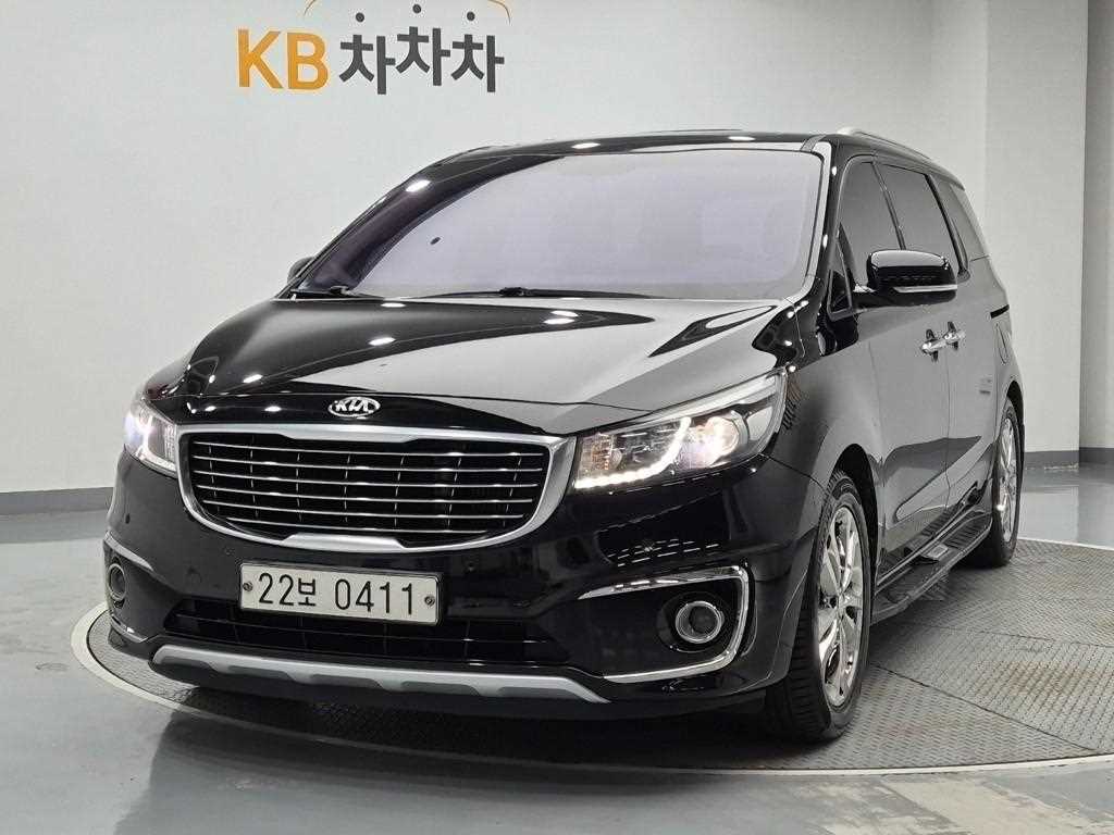 KIA Carnival 2017 Negro - Importación desde Corea - HF Imports Iquique - Foto 1