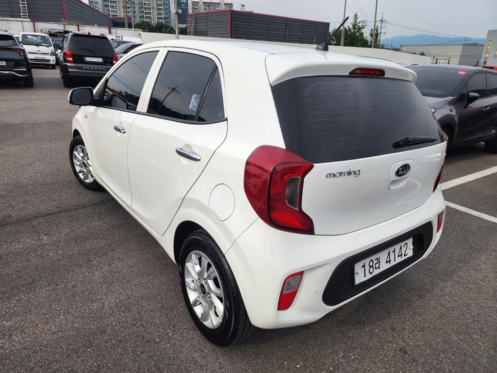 KIA Morning - Vista 6