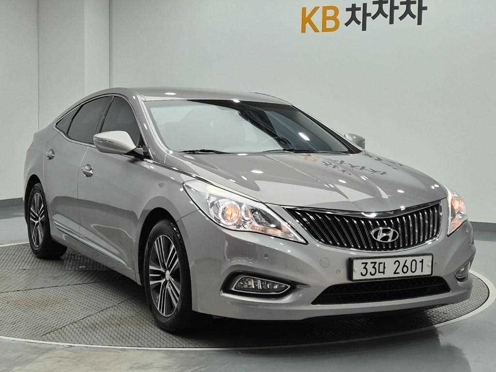 HYUNDAI Grandeur - Vista 4