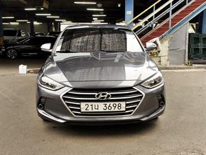 HYUNDAI Avante - Vista 2
