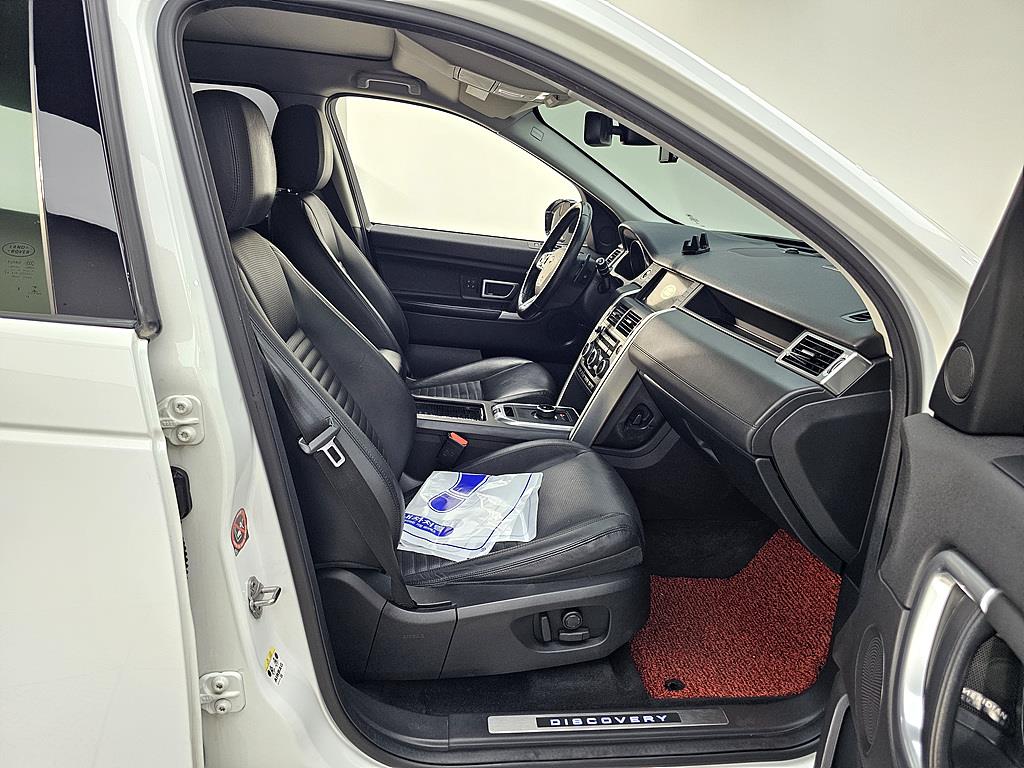 Land Rover Discovery Sports - Vista 11