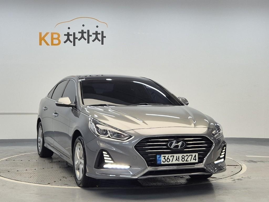 HYUNDAI Sonata - Vista 4