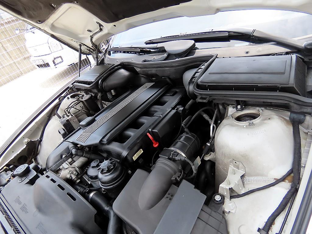 BMW 5 Series 2002 - Importación desde Corea - HF Imports Iquique - Foto 17