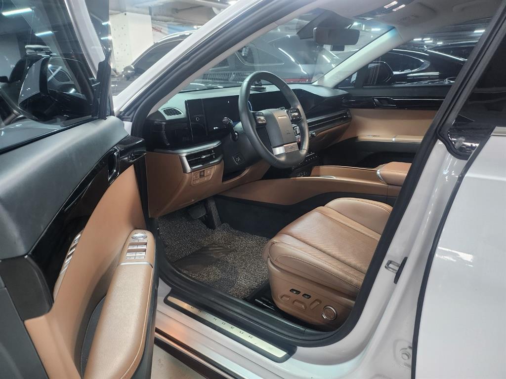 HYUNDAI Grandeur - Vista 6