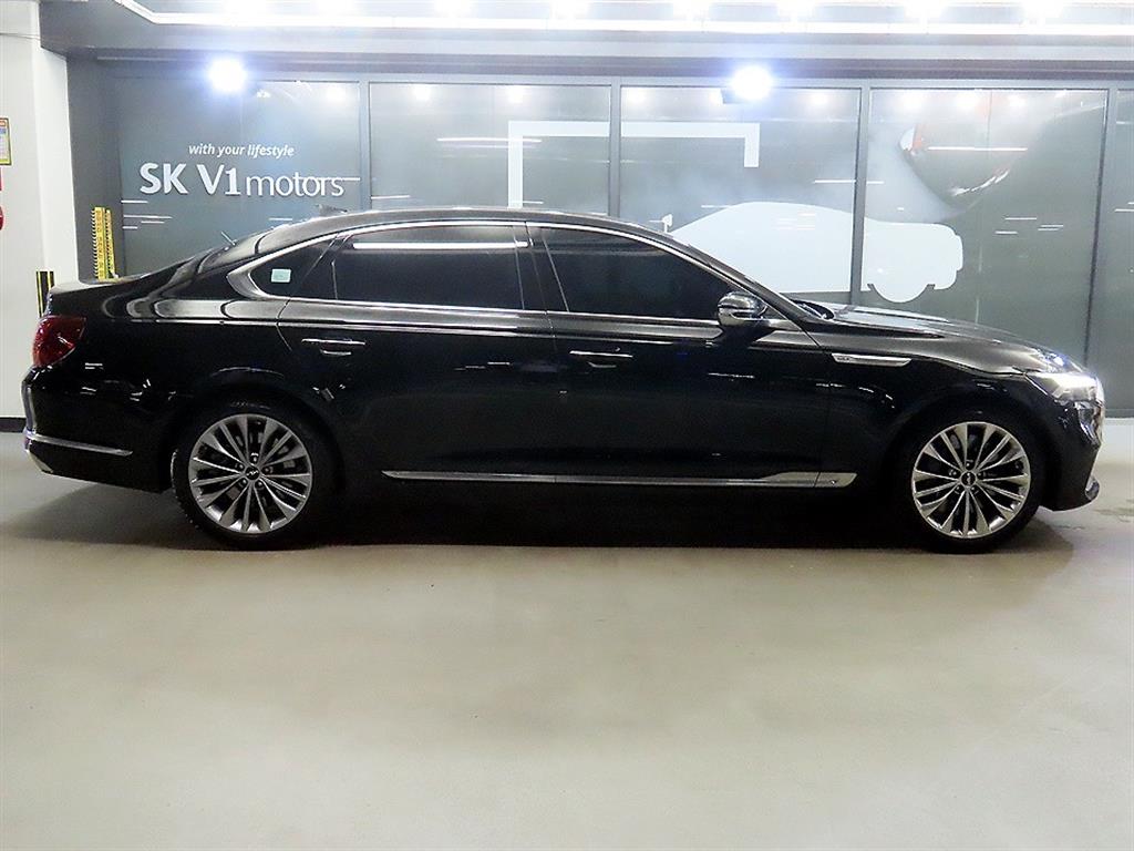 KIA K9 - Vista 3