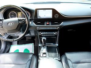 HYUNDAI Grandeur - Vista 10