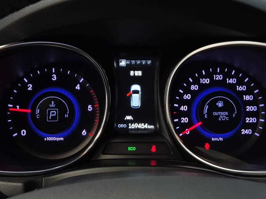 HYUNDAI Santa Fe - Vista 6