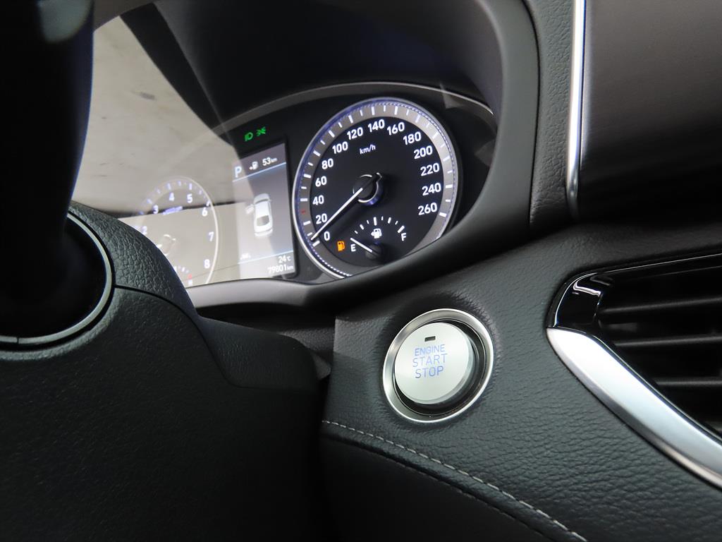 HYUNDAI Grandeur - Vista 10