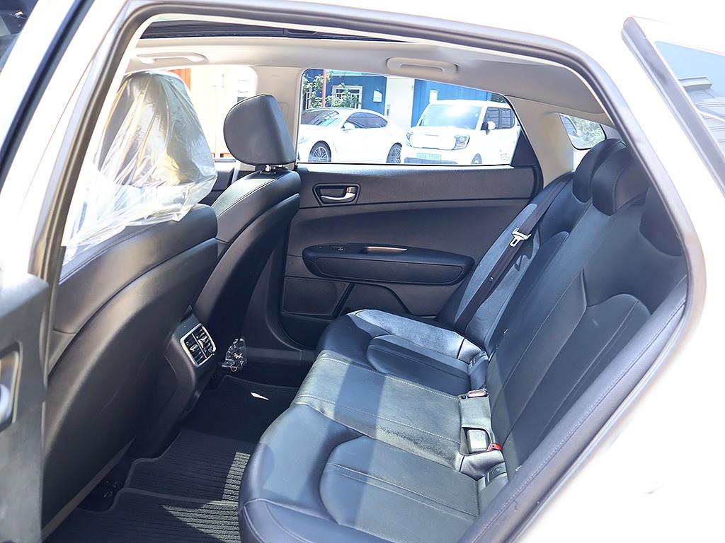 KIA K5 2019 the color of pearl - Importación desde Corea - HF Imports Iquique - Foto 13