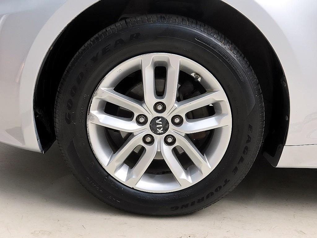 KIA K5 2015 Plateado - Importación desde Corea - HF Imports Iquique - Foto 20