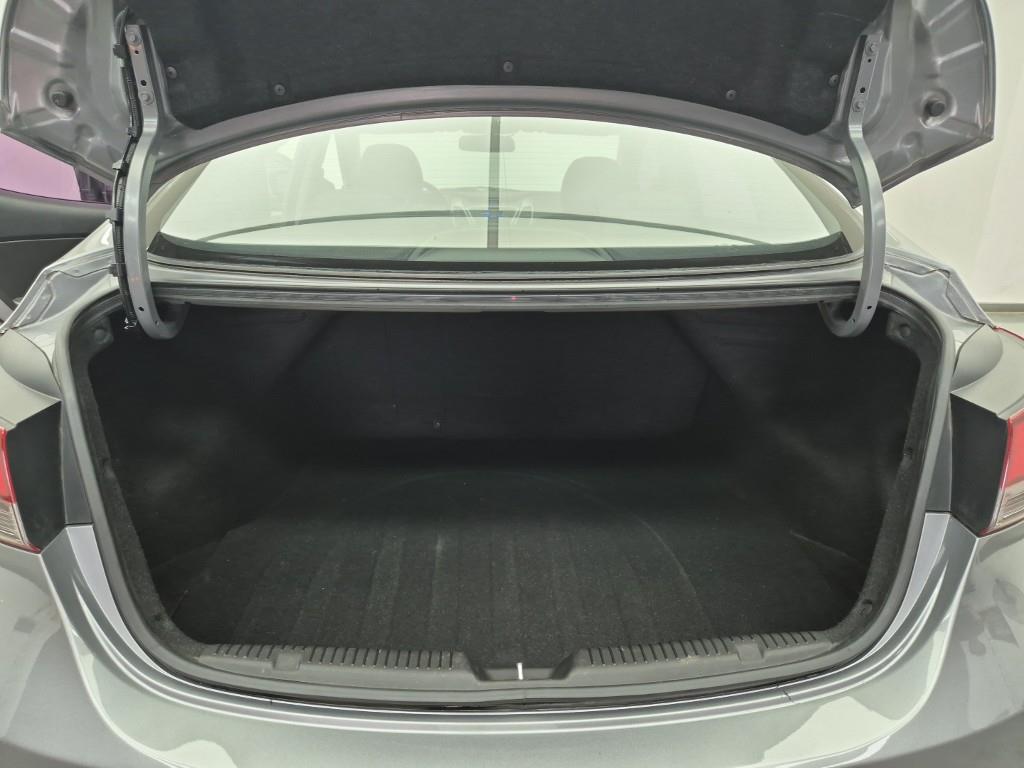 HYUNDAI Avante 2015 Gris - Importación desde Corea - HF Imports Iquique - Foto 17