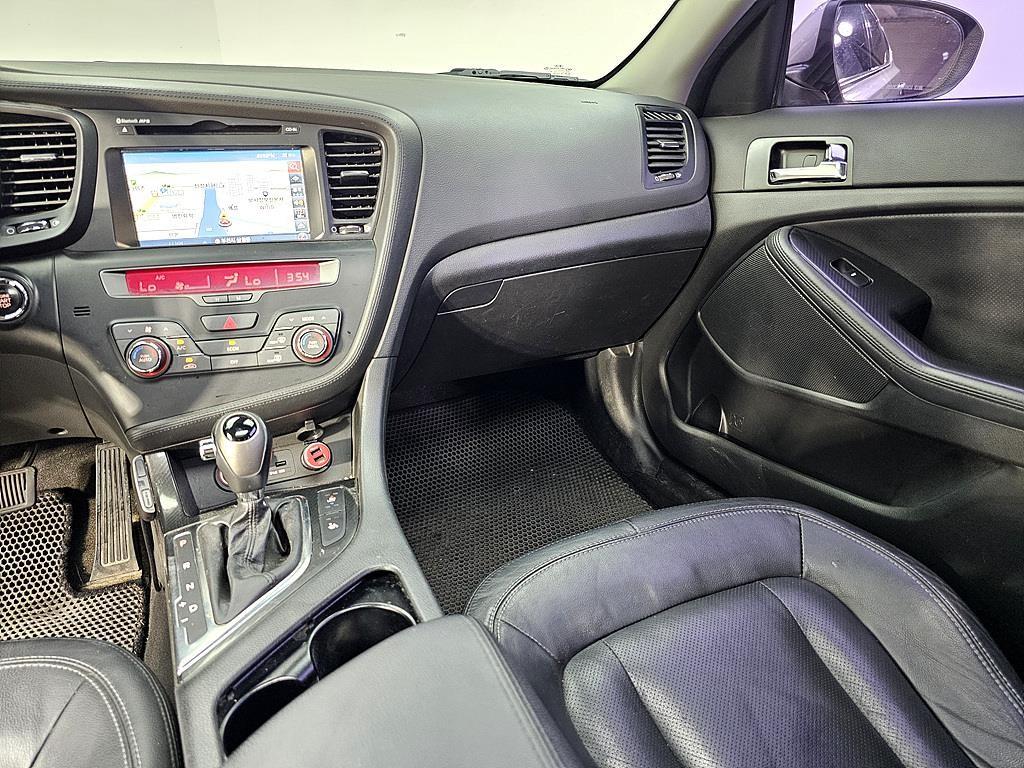 KIA K5 - Vista 10
