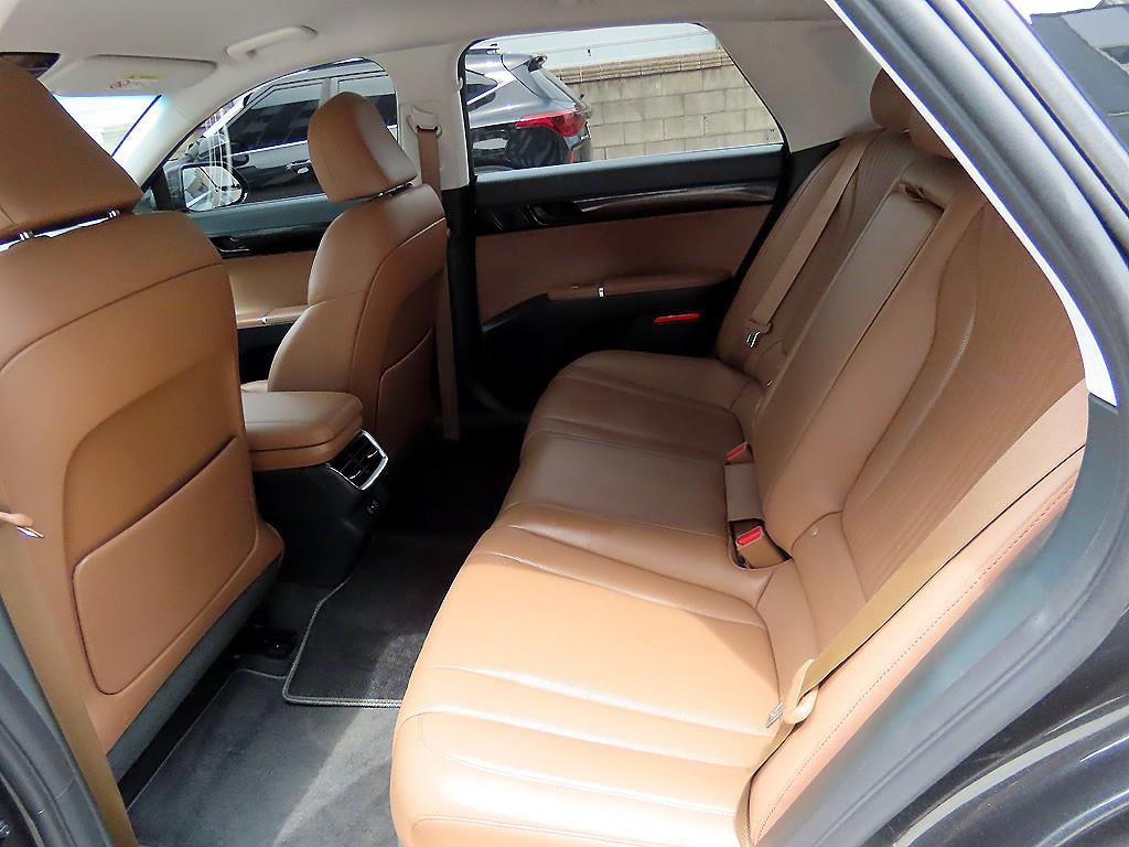HYUNDAI Grandeur - Vista 6