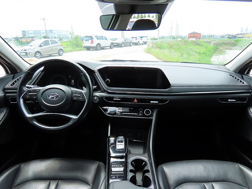 HYUNDAI Sonata - Vista 9
