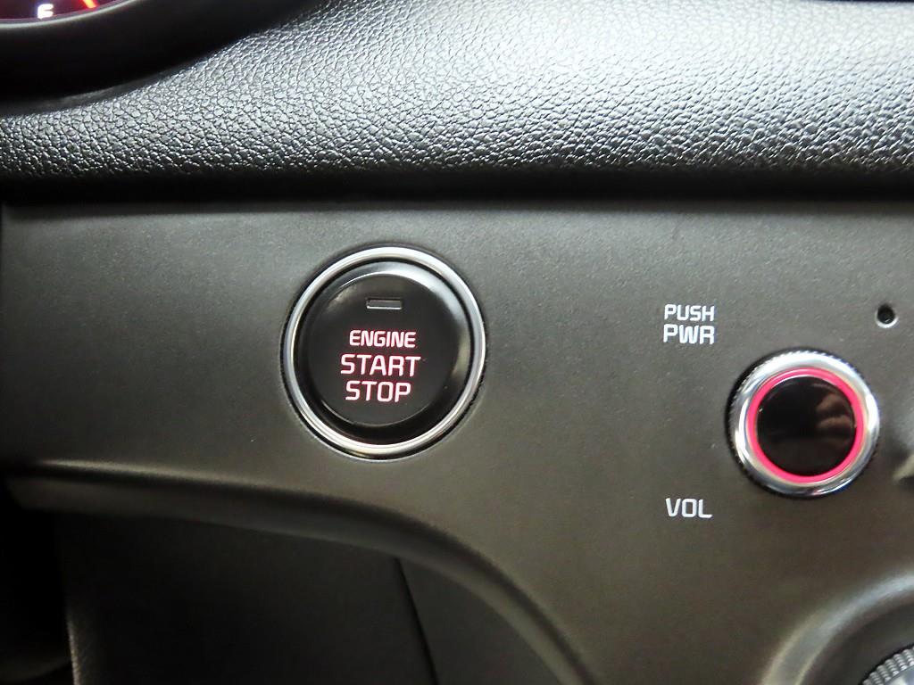 KIA Sportage 2020 Negro - Importación desde Corea - HF Imports Iquique - Foto 16