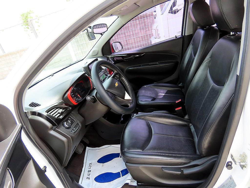 Chevrolet Spark - Vista 5