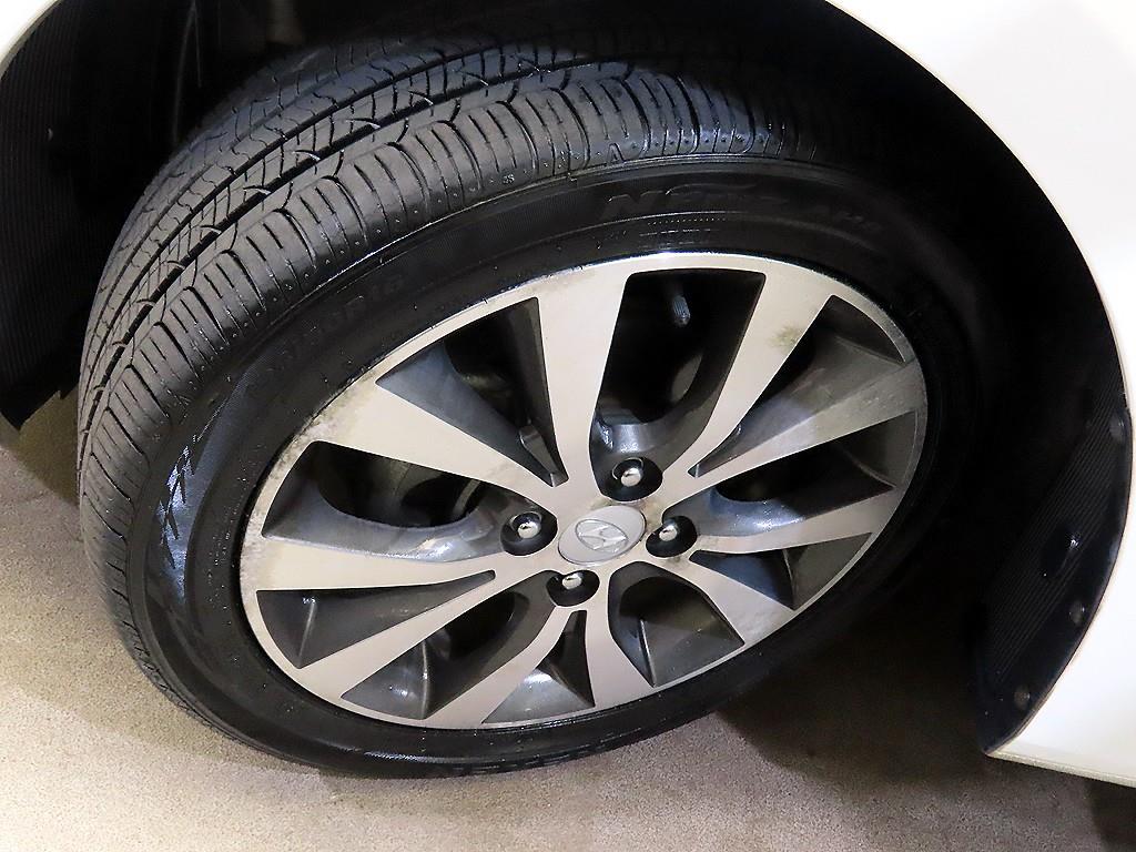 HYUNDAI Accent 2015 Blanco - Importación desde Corea - HF Imports Iquique - Foto 17