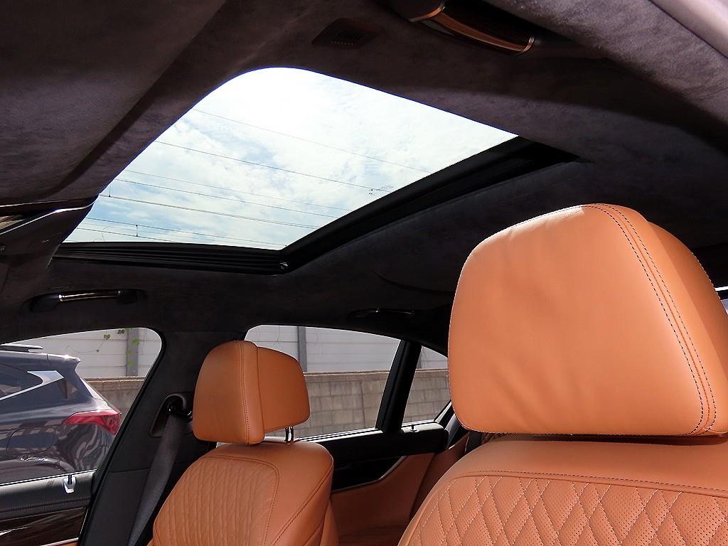 BMW 7 Series 2022 - Importación desde Corea - HF Imports Iquique - Foto 17