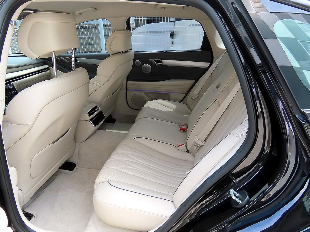 Genesis G80 - Vista 6