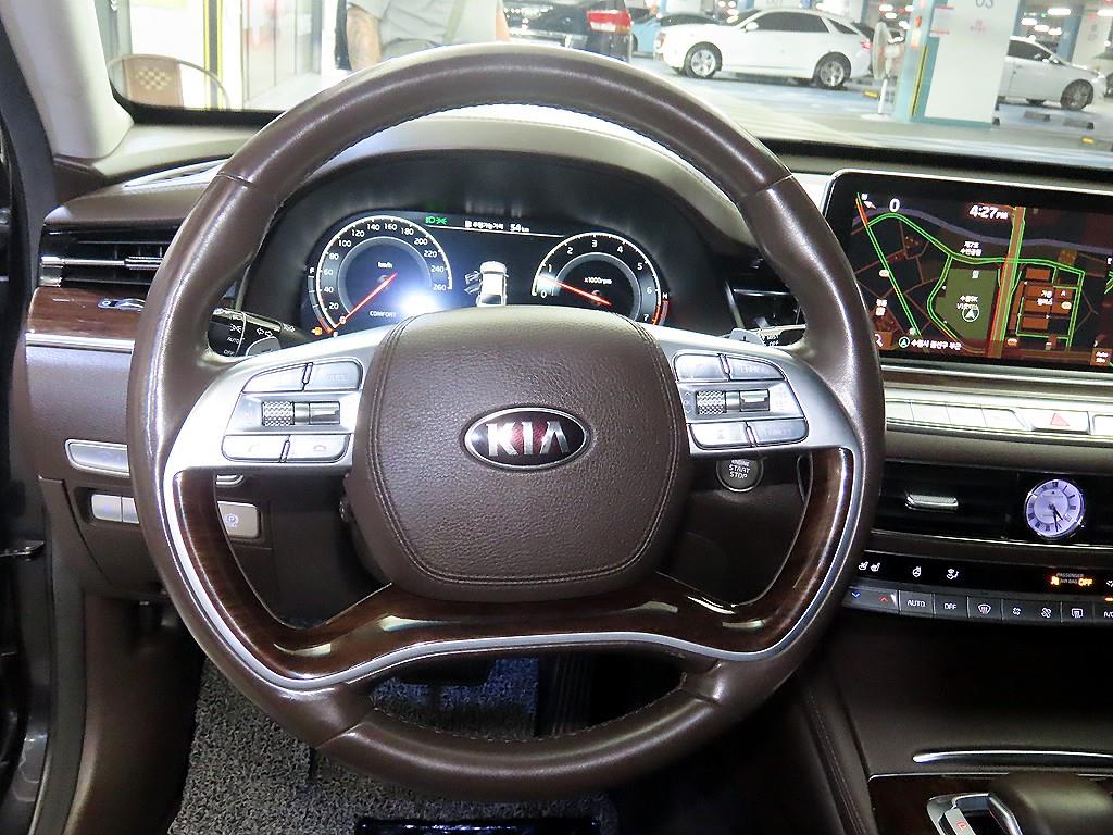 KIA K9 - Vista 8