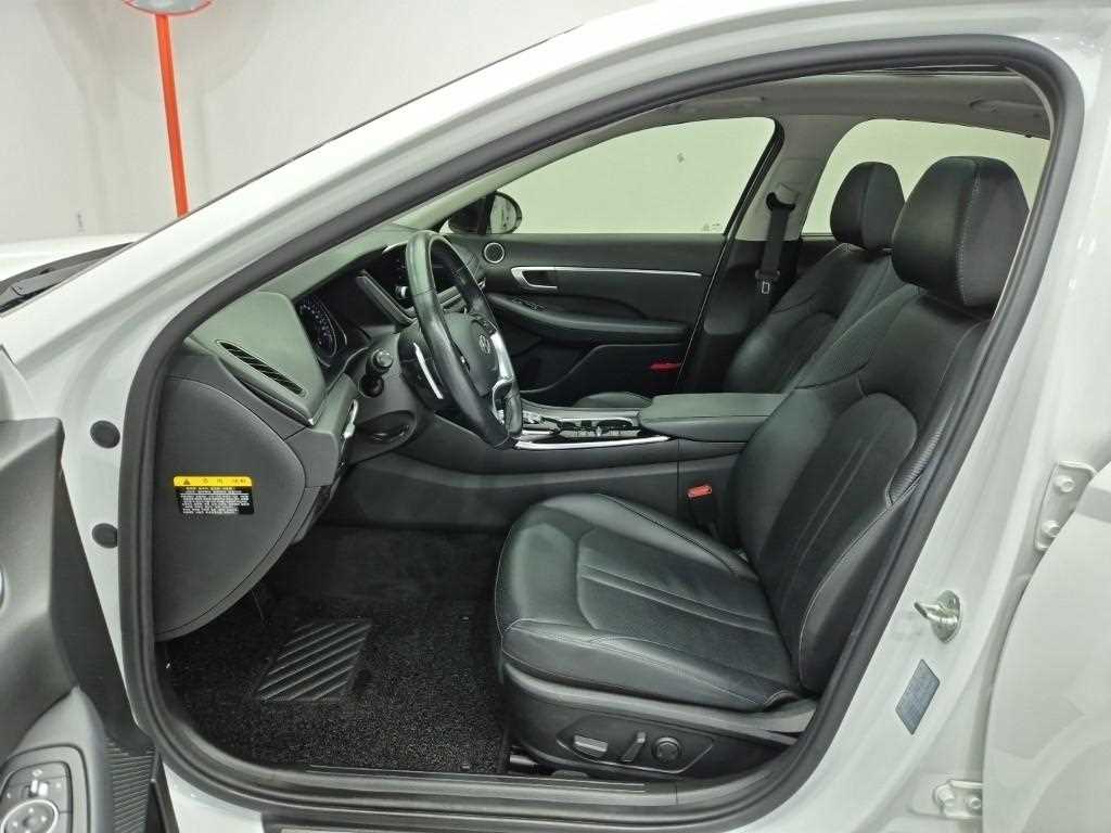 HYUNDAI Sonata - Vista 11