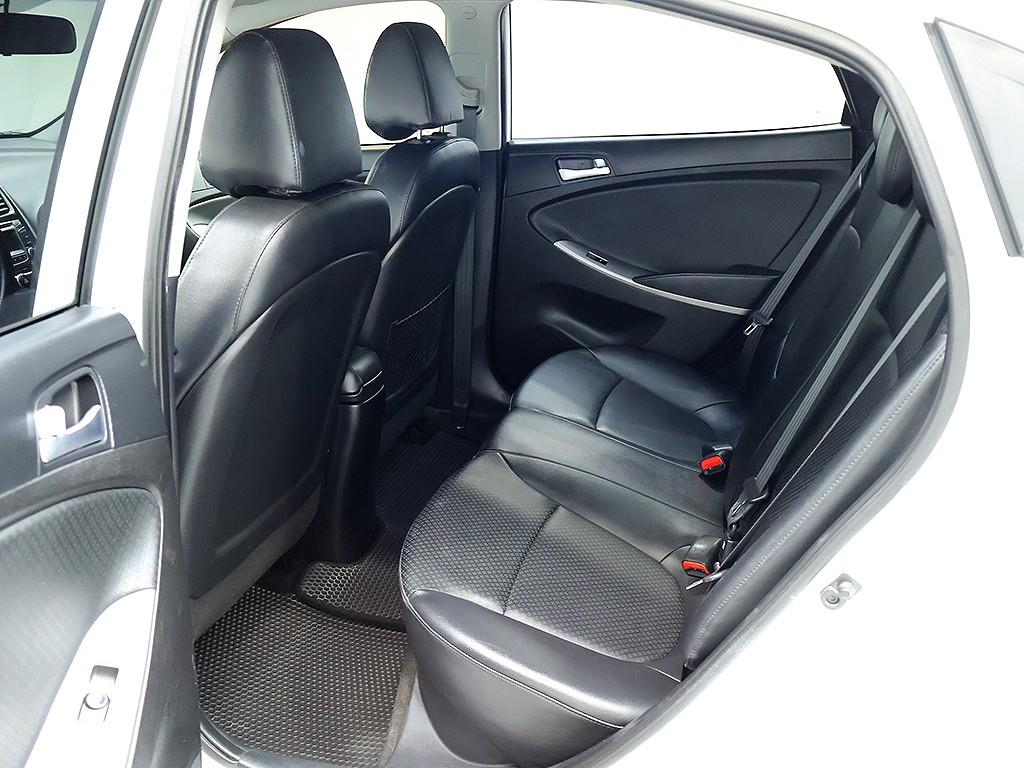 HYUNDAI Accent 2017 Blanco - Importación desde Corea - HF Imports Iquique - Foto 12