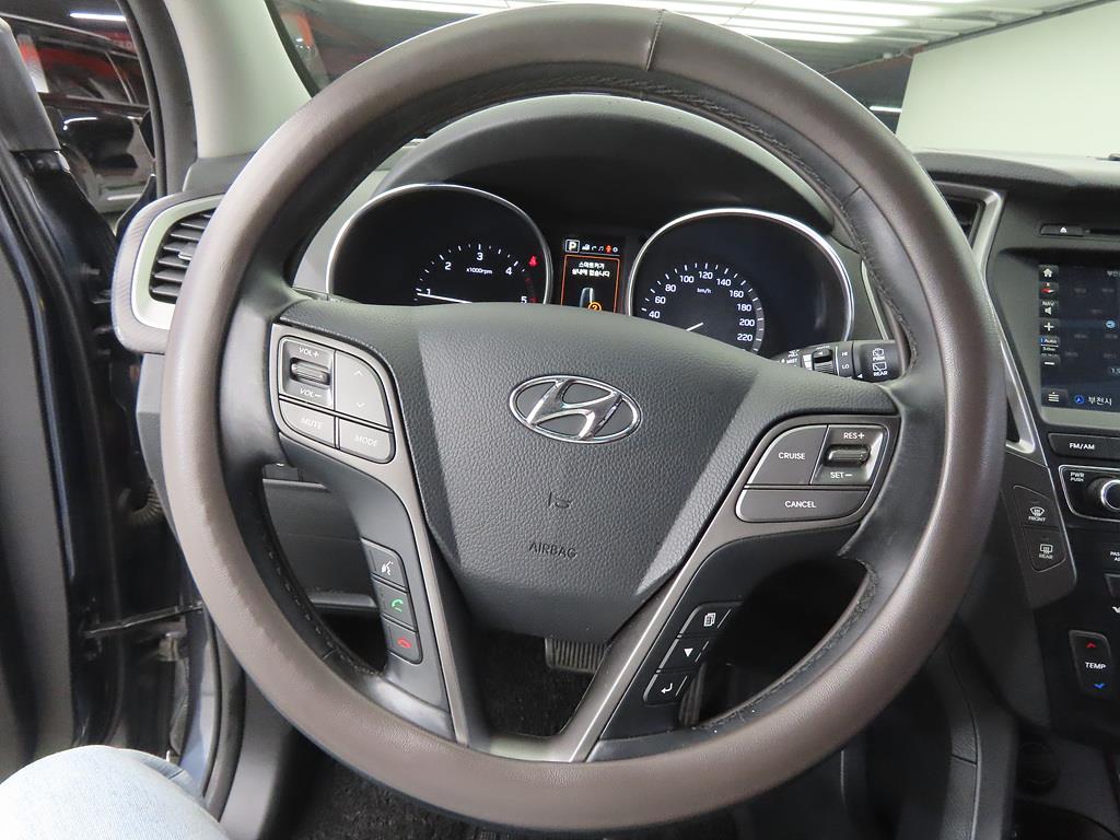 HYUNDAI Santa Fe - Vista 8