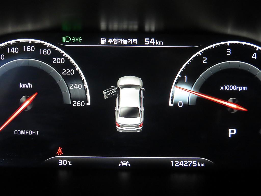 KIA K9 - Vista 9
