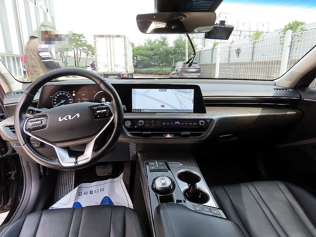 KIA K8 - Vista 7