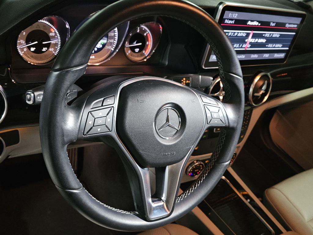 Mercedes Benz GLK Class - Vista 9