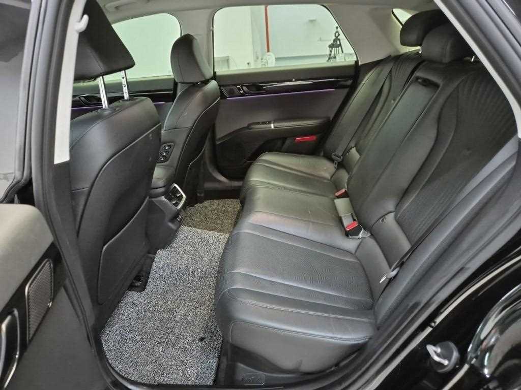 HYUNDAI Grandeur - Vista 12