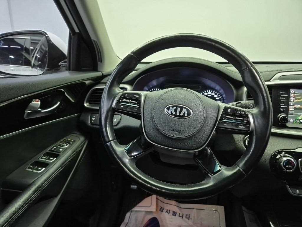KIA Sorento - Vista 9