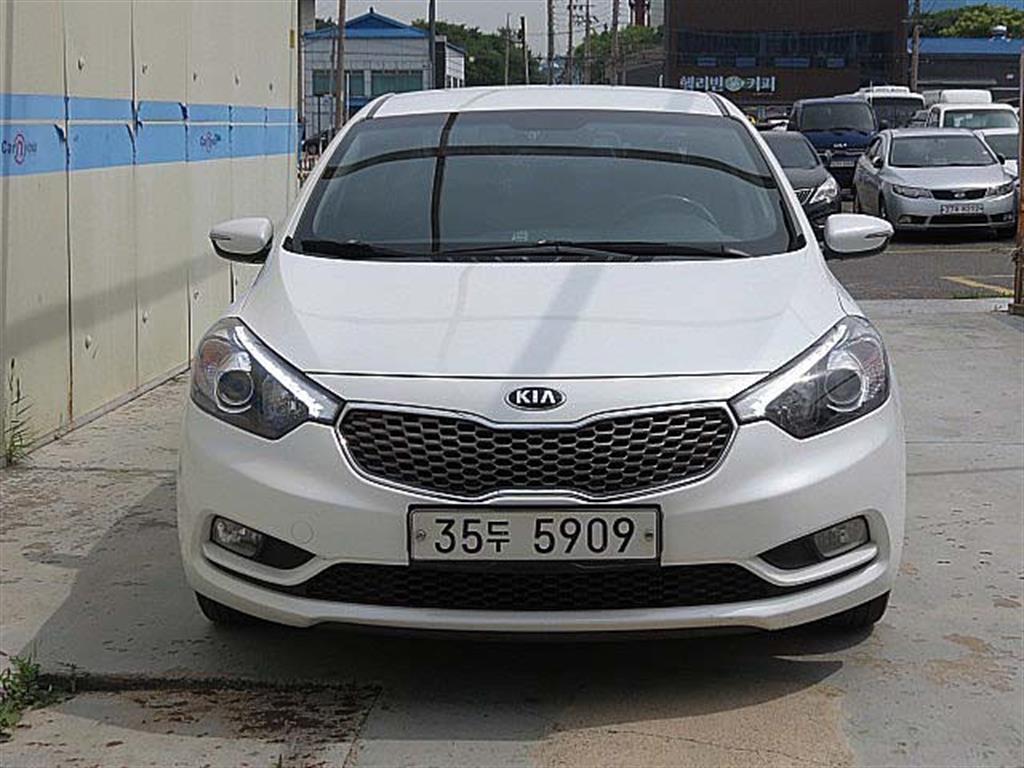 KIA K3 2013 Blanco - Importación desde Corea - HF Imports Iquique - Foto 1