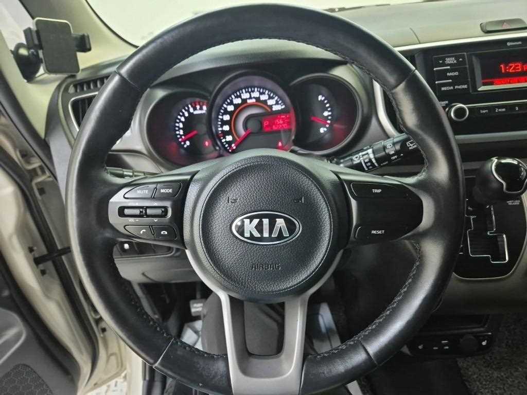 KIA Ray - Vista 9