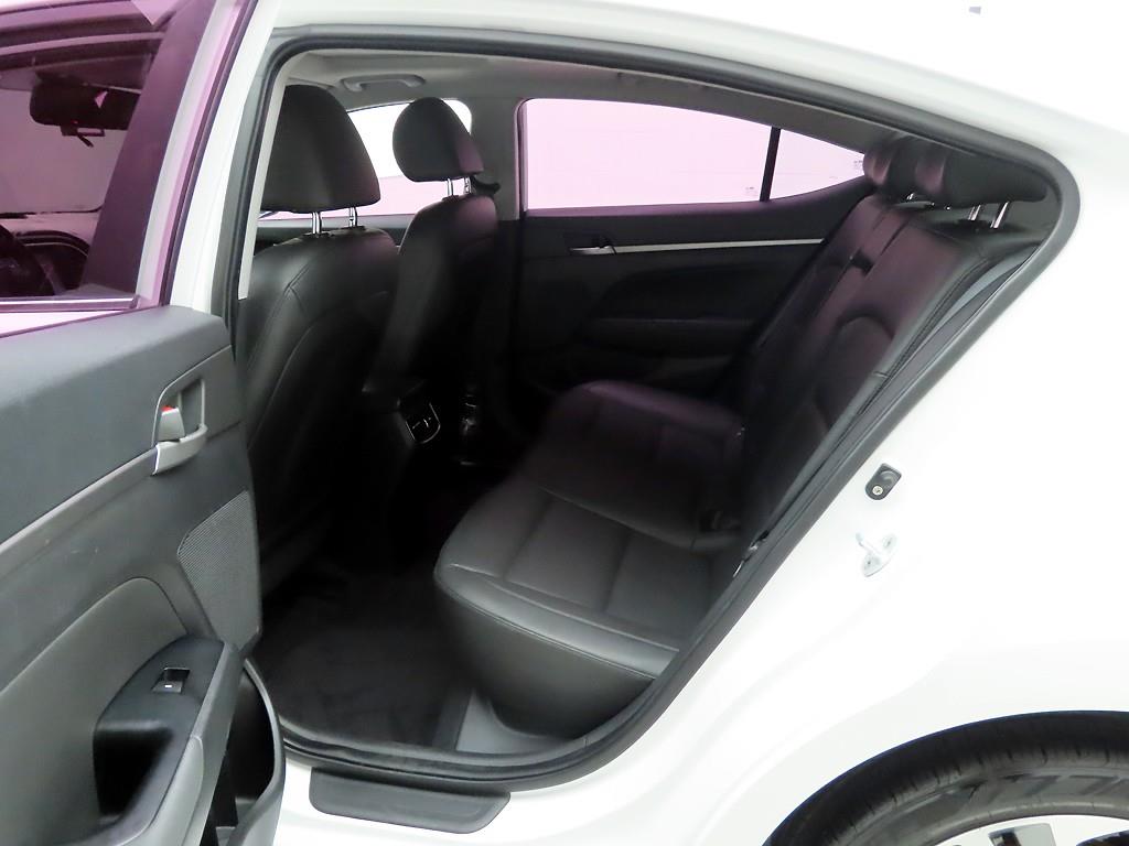 HYUNDAI Avante 2016 Blanco - Importación desde Corea - HF Imports Iquique - Foto 13