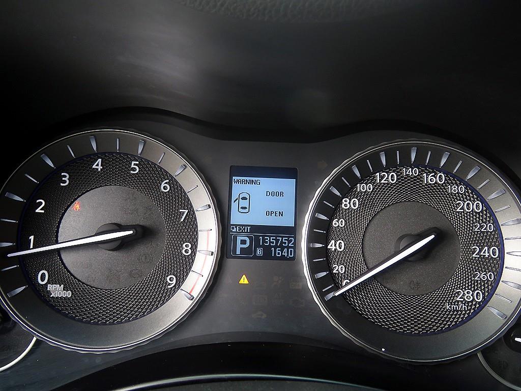 Infiniti M 2011 Negro - Importación desde Corea - HF Imports Iquique - Foto 14