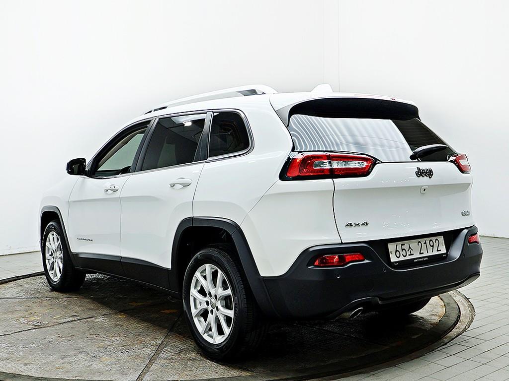 Jeep Cherokee - Vista 7