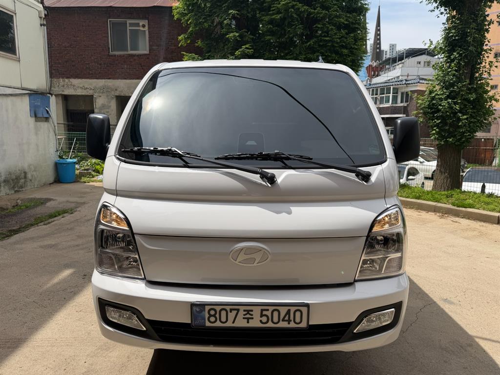 Small Truck Cargo (small) - Vista 3