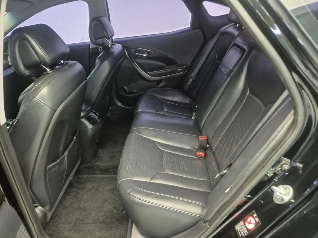 HYUNDAI Grandeur - Vista 12