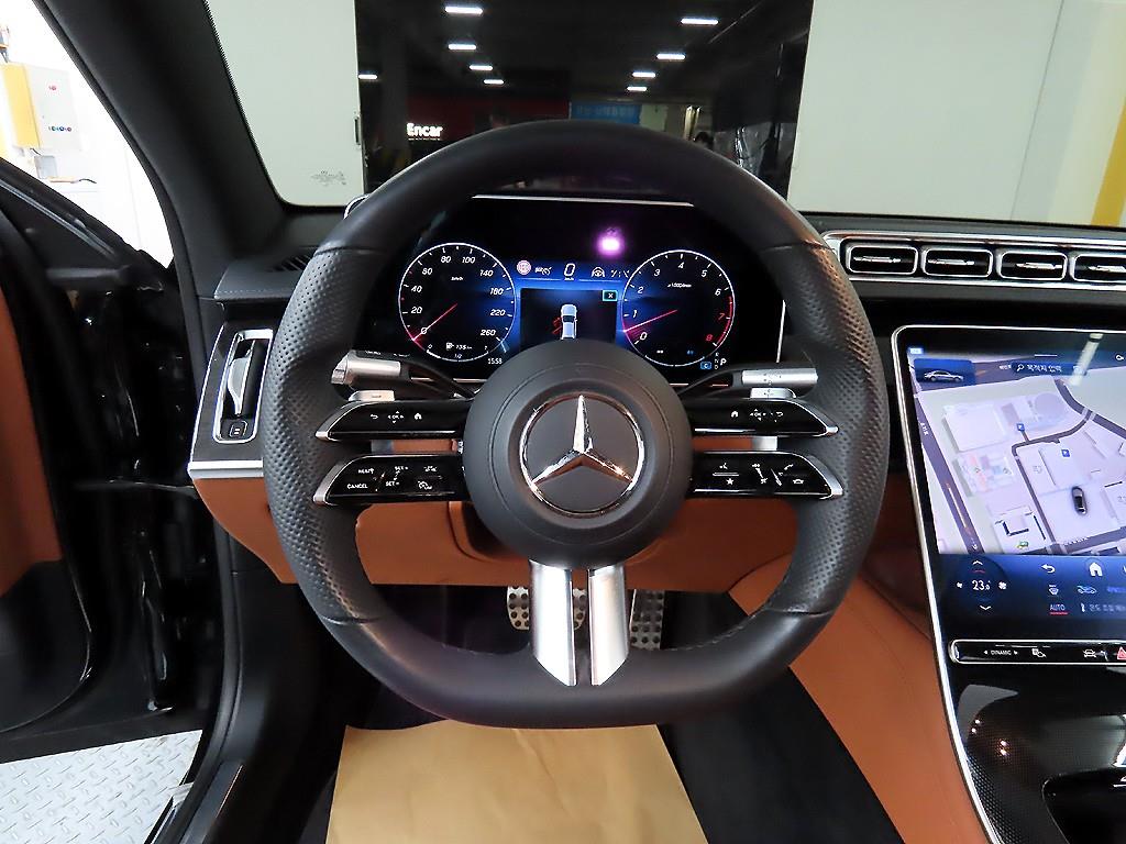 Mercedes Benz S Class - Vista 9