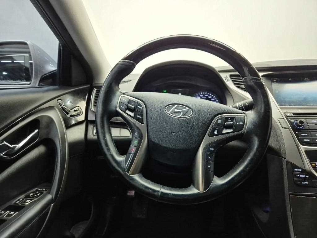 HYUNDAI Grandeur - Vista 9