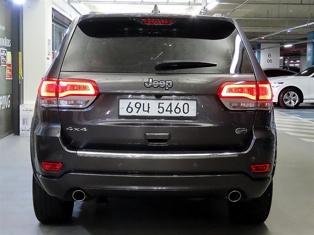 Jeep Cherokee - Vista 5