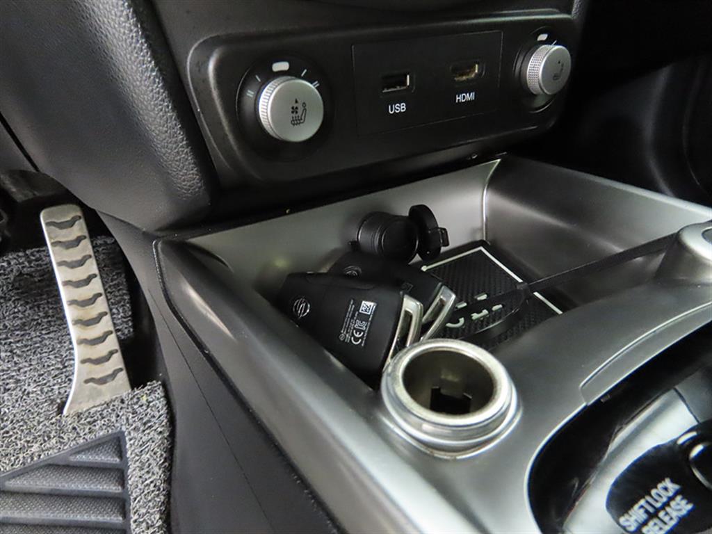 Ssangyong Tivoli - Vista 12