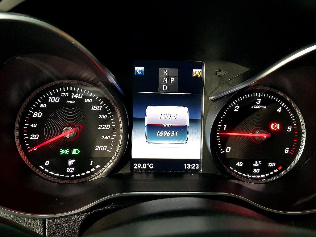 Mercedes Benz C Class - Vista 7